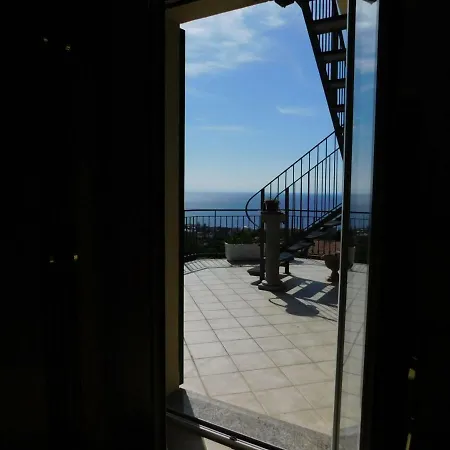 Via Delle Rose 34 Санремо